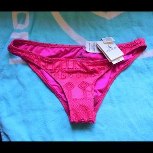 NWT VOLCOM pink bottoms SIZE MEDIUM
